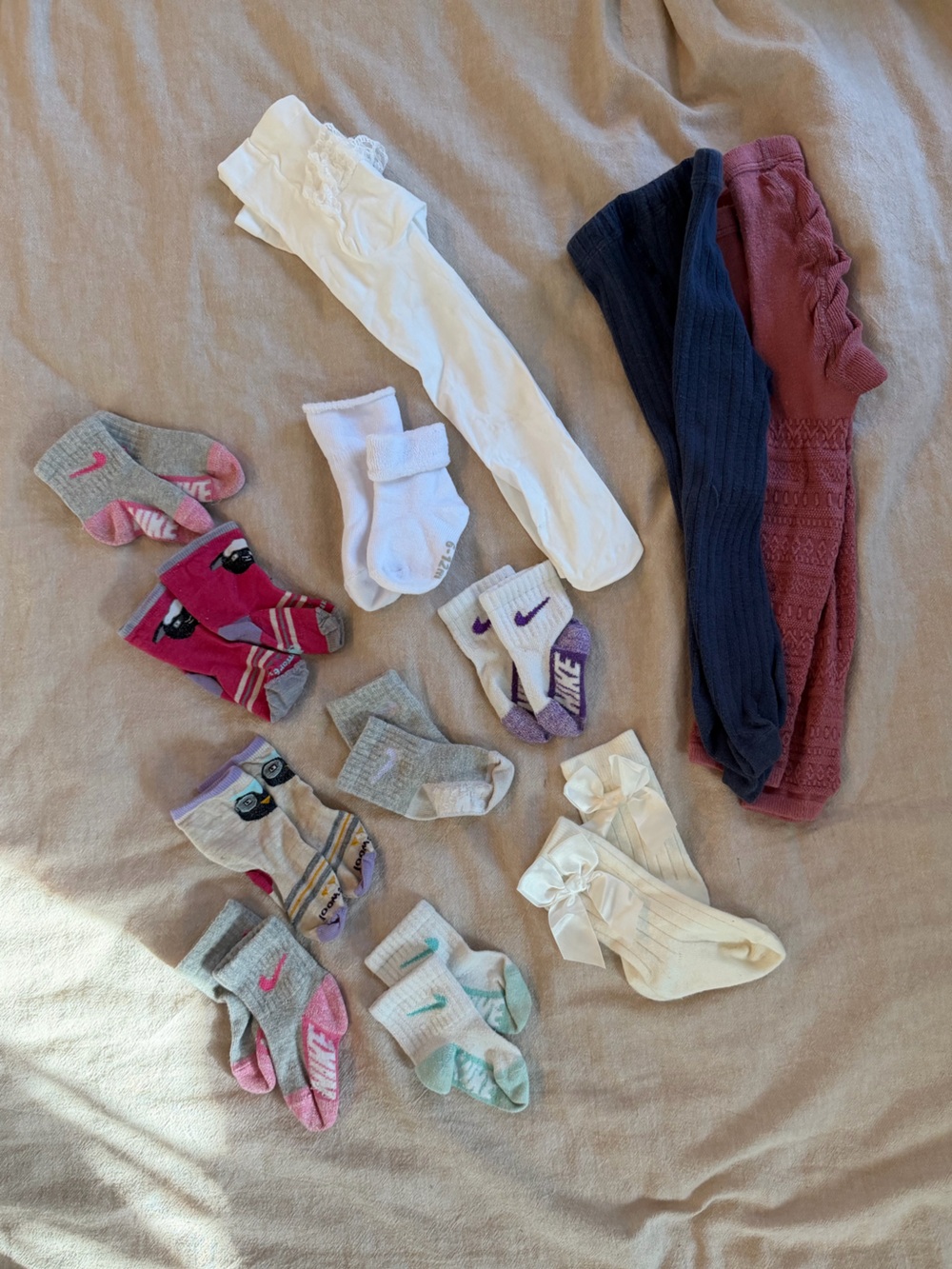Socks tights lot bundle — Bailey’s blossoms, smartwool, Nike, Zara, carters, gap